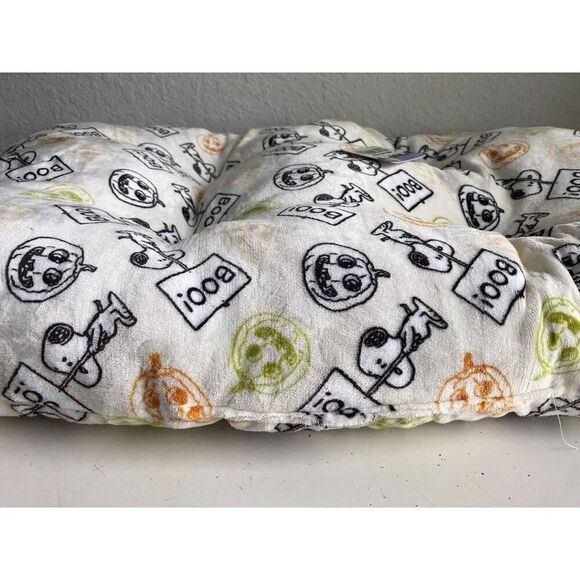 PEANUTS SNOOPY Halloween Dog Cozy Pet BED Super Soft Jack O Lantern BOO 39 X 26” - Picture 13 of 16